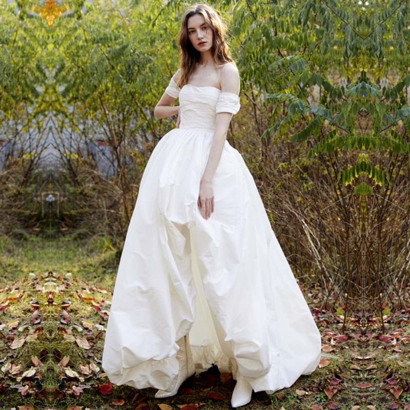 원숄더 스트랩리스 심플 웨딩드레스 2026 신상 니치  - Photography Natural Lighting 리뷰 및 가격